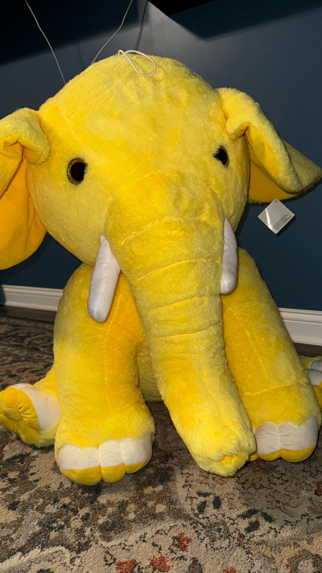 2 1/2 foot plushie, LARGE teddy bear