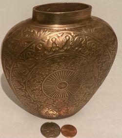 Vintage Metal Brass Vase, Intricate Design, Heavy Duty Thick Brass, 5 1/2" x 4 1/2", Table Decor, Shelf Display, This Can Be Shined Up Even More