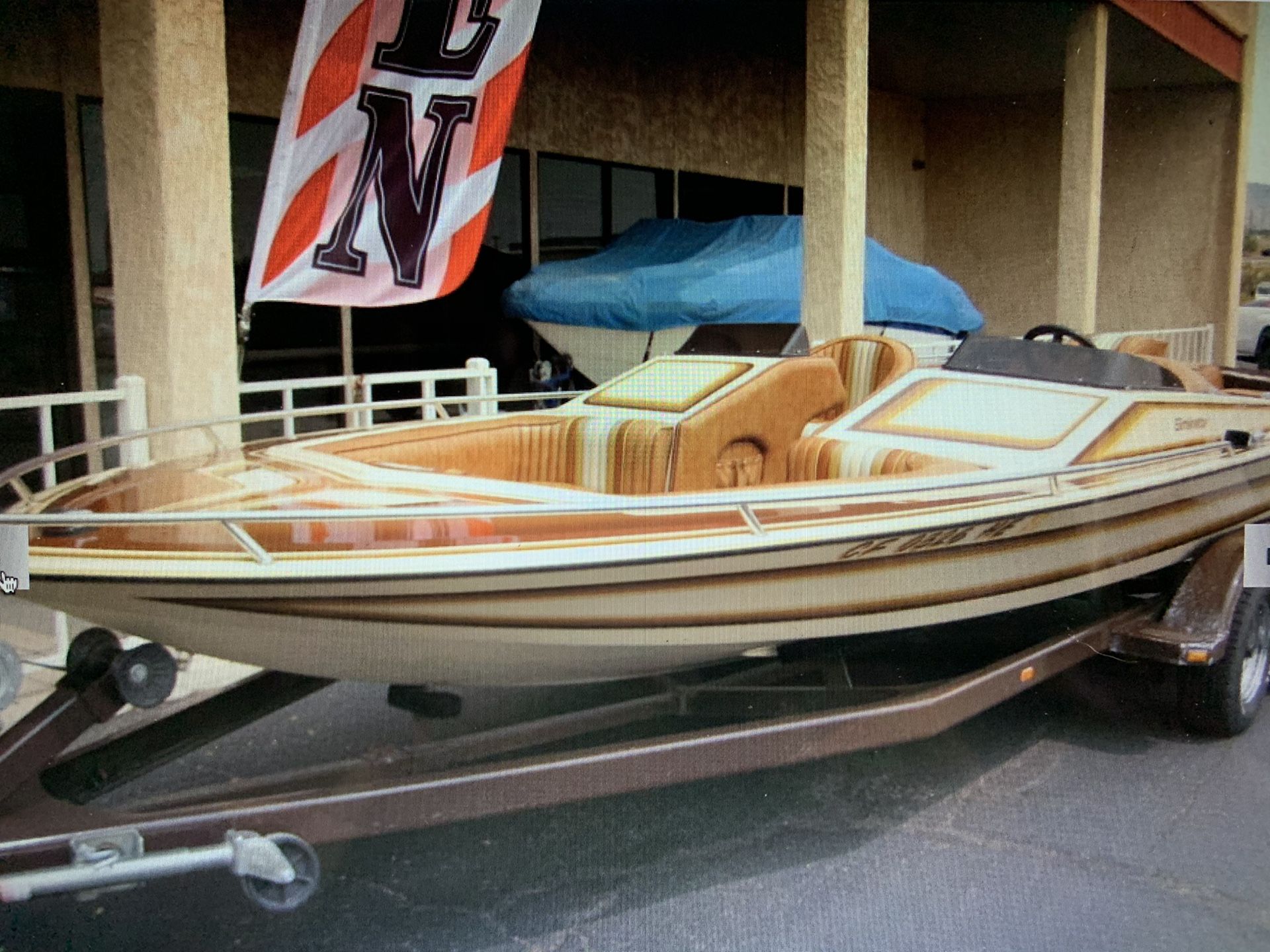 1983 Eliminator 20.5 Classic Boat in VERY GOOD condition!!