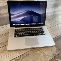 MacBook Pro 15” i7 250GB SSD 8GB RAM W/Microsoft Office Suite, Logic Pro X, Final Cut Pro X