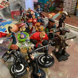 Disney infinity Figures