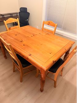 Kitchen table set