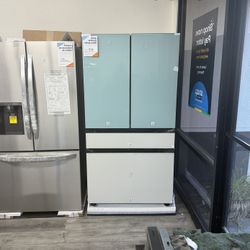 Samsung - BESPOKE 29 cu. ft 4-Door French Door Smart Refrigerator with Beverage Center - Morning Blue Glass  & White Glass 💙🦋