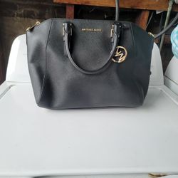 MK