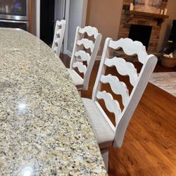 3 swivel bar stools