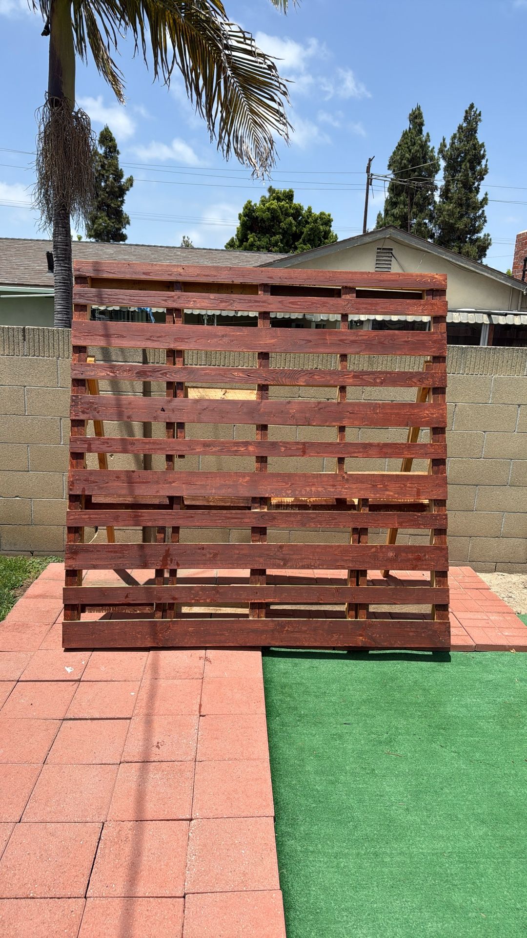 Pallet Picture Background