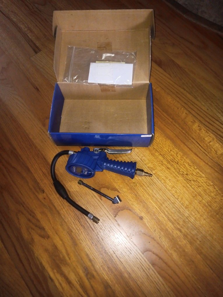 Blue Pount Digital Tire Inflator