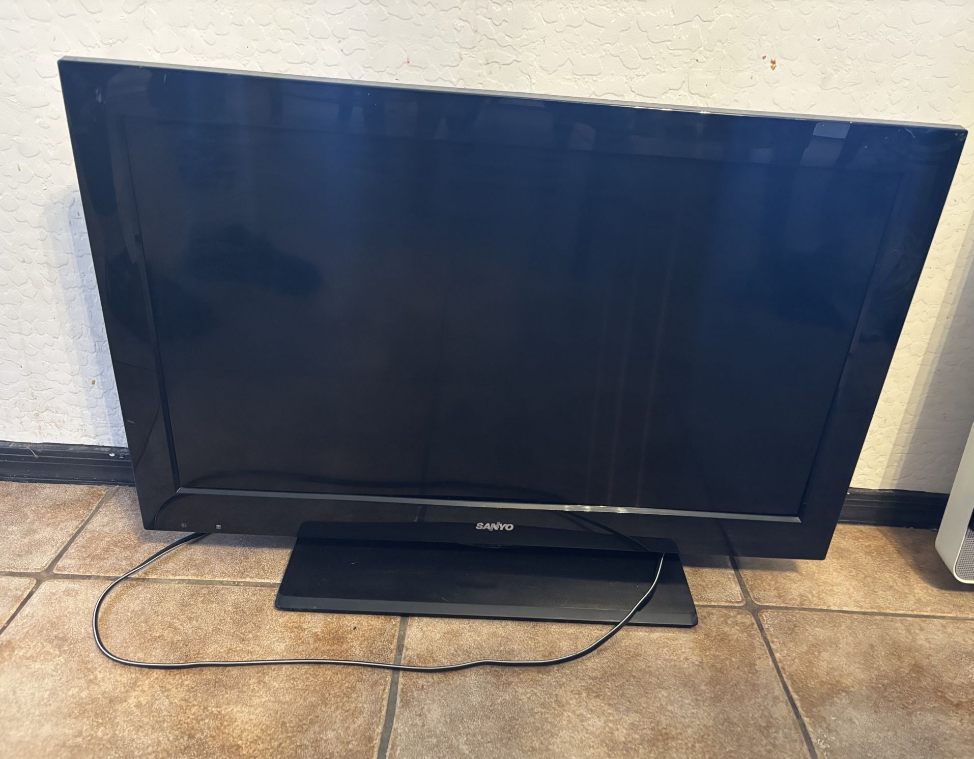 Sanyo 32 Inch Tv