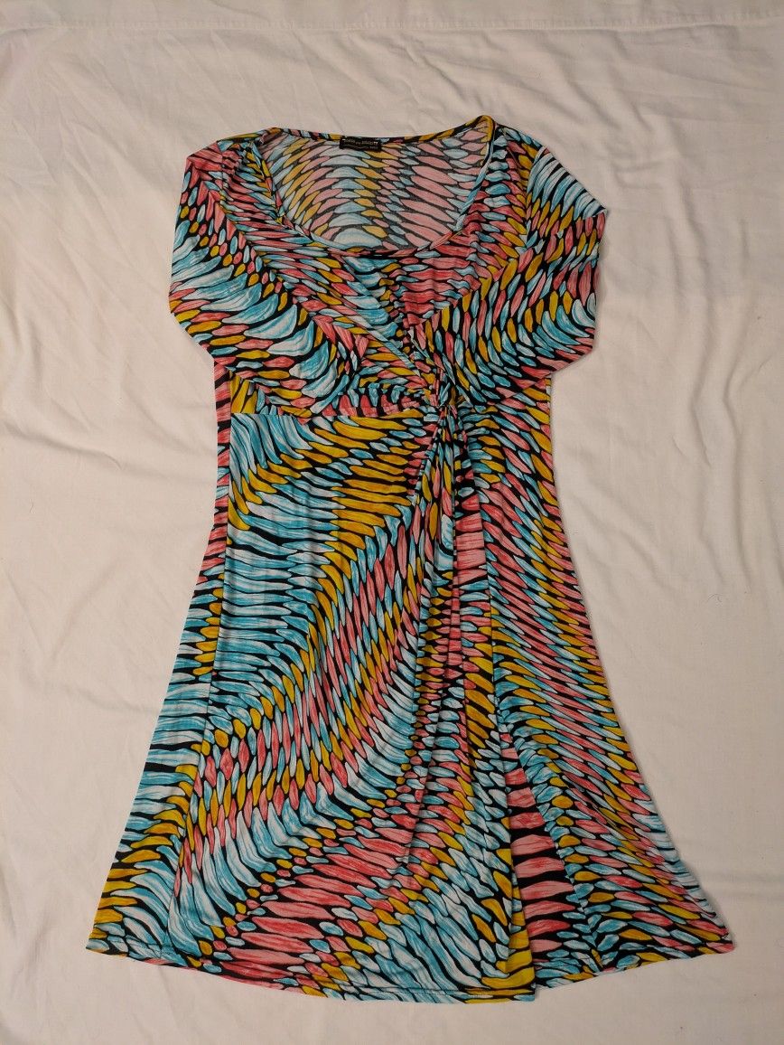 Woman's 3/4 Sleeve Patterned Dress