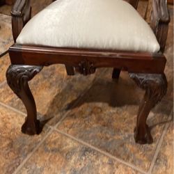 Doll chair/little kid Chair