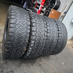 4 used tires Lt285 65r20 Bfgoodrich K02 $280.00