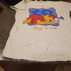 Women 3xl approx "One Size Fits All" Pooh "Sleepy Old Bear" gray ss tee Lot 63