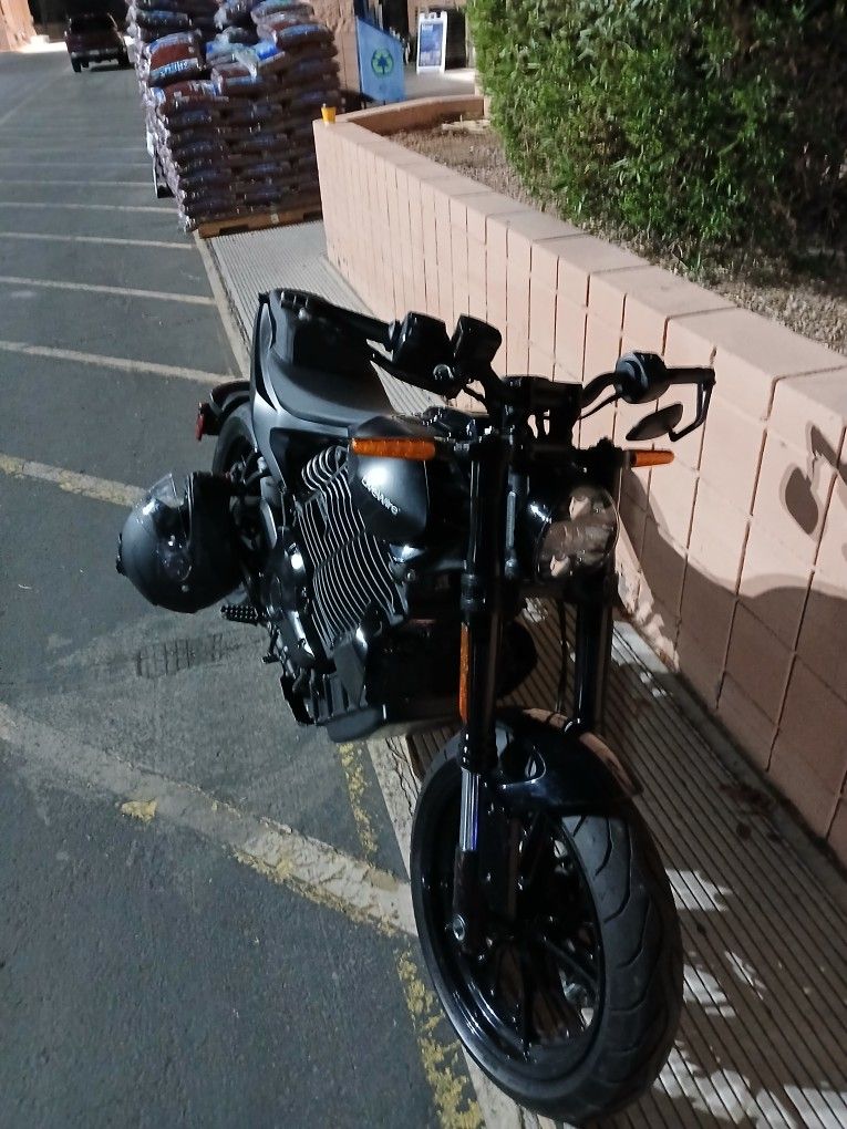 Electric Harley Davidson Alpanista