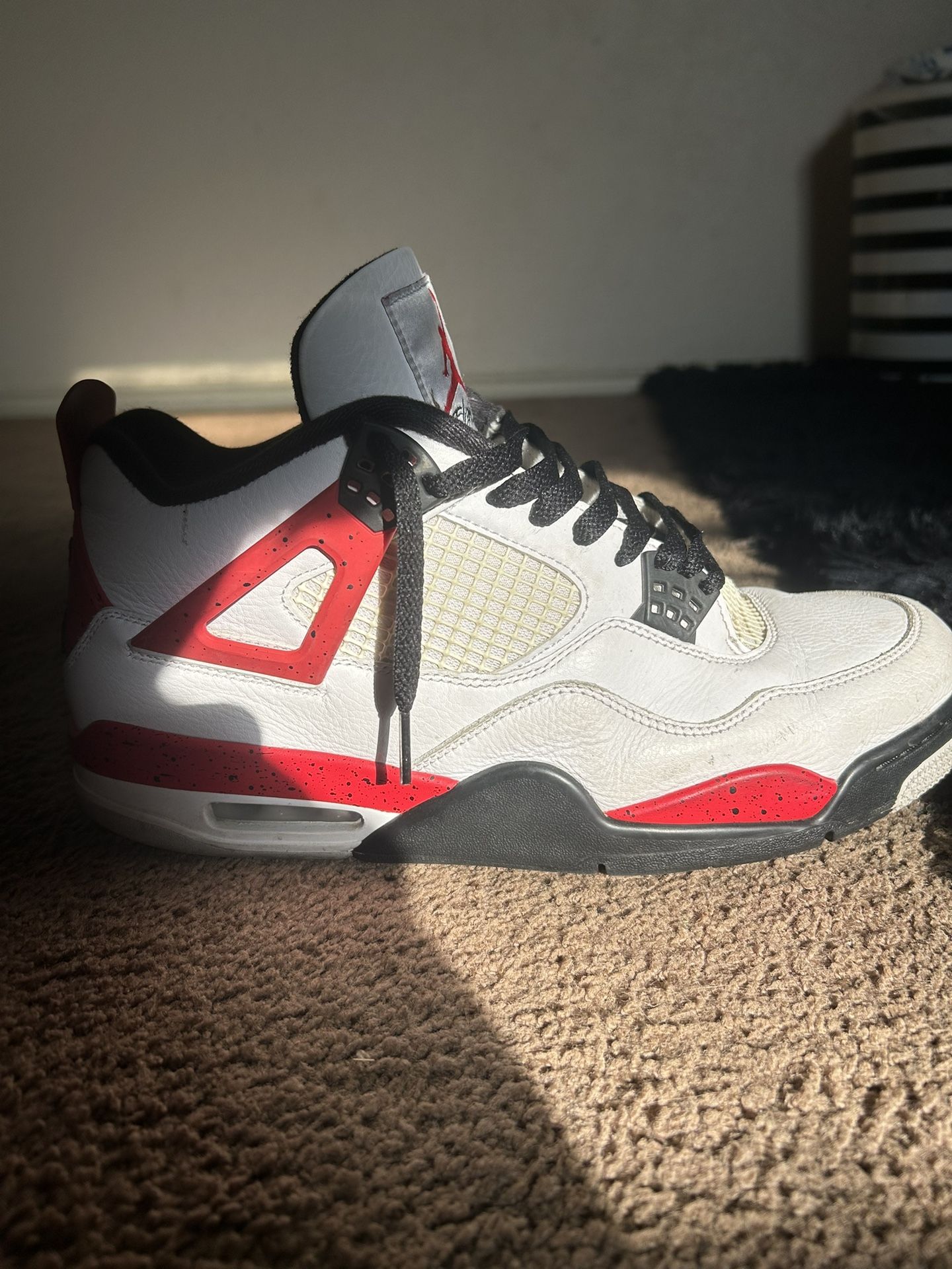 Jordan 4 Red Cement Size 11 display picture 3