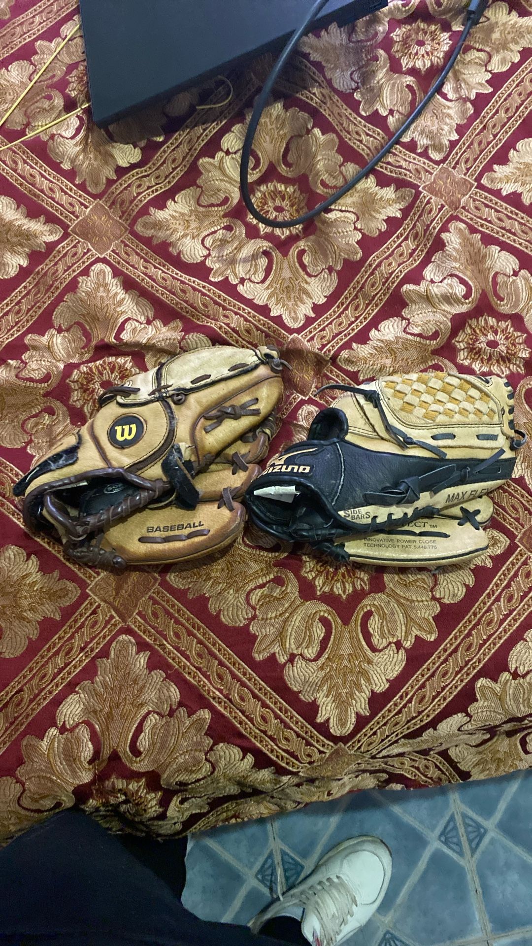 Used Baseball Gloves