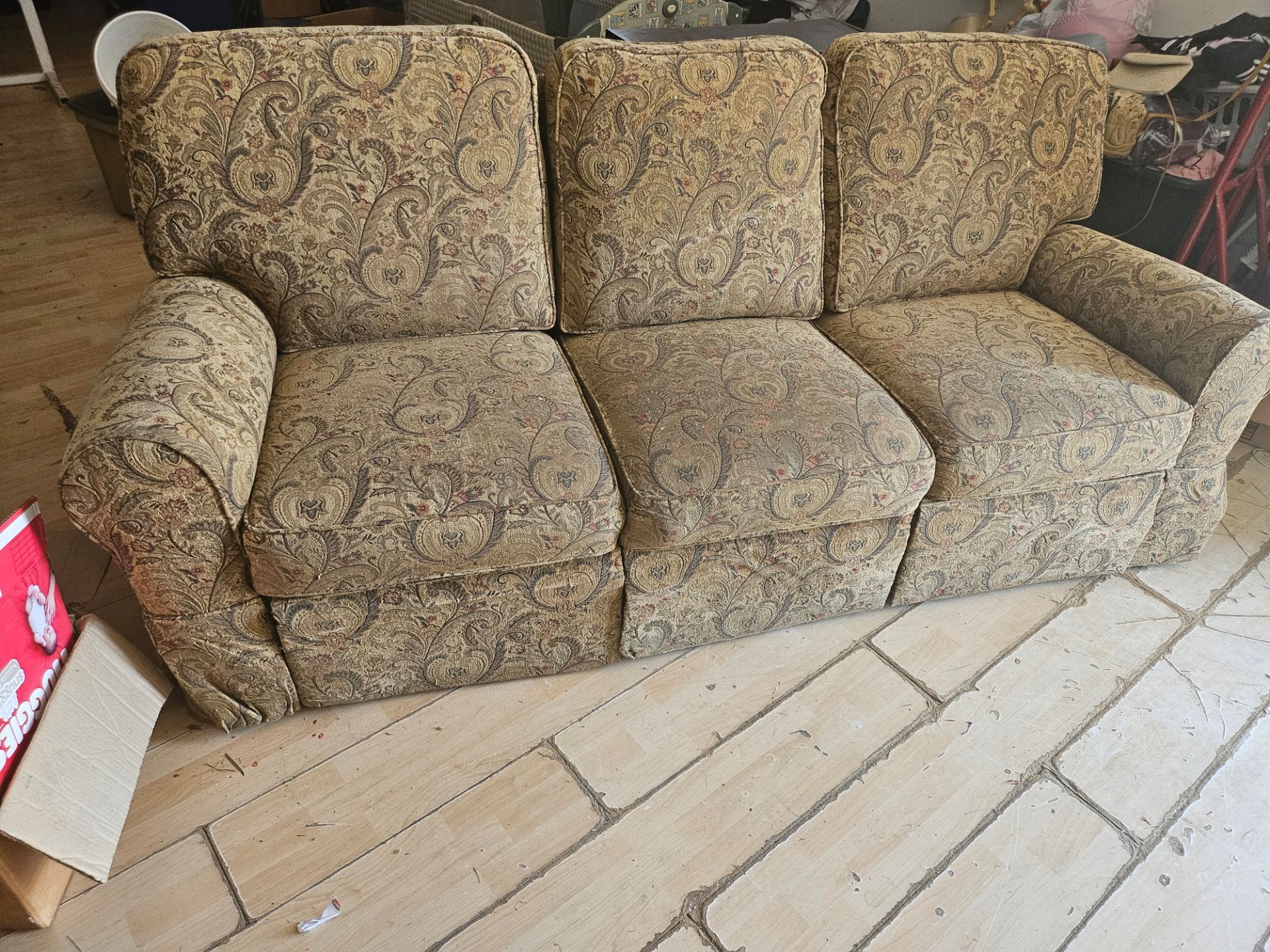 Recliner sofa