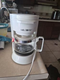 Mr Coffee Model BL4 Mini 4 Cup Drip Filter Maker