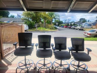 Adjustable High Swivel stools