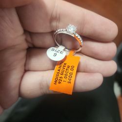1 Carat Moissanite Ring Size 9 On 925