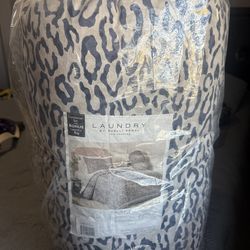 Laundry by shelli segal