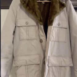 Worm suit size large