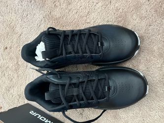 Men’s size 10 shoes