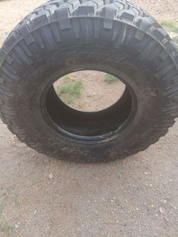 37 1250 17 nitto one tire