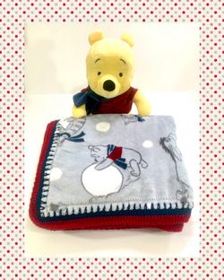 Disney Winter Winnie the Pooh & Friends Toddler Youth Crocheted Baby Blanket Set