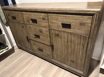 Ashley Furniture Dresser