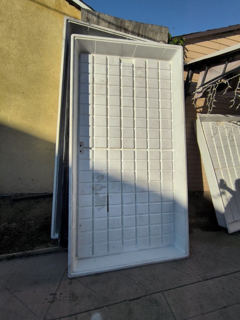 Hydroponic Grow Tray
