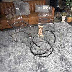 Set of transparent acrylic ghost chairs W/coffee Table 