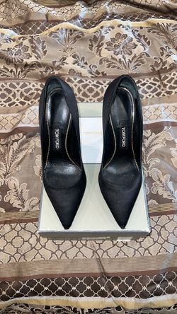 Tom Ford Suede Pumps