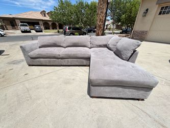 Thomasville Sectional Couch - Free Delivery