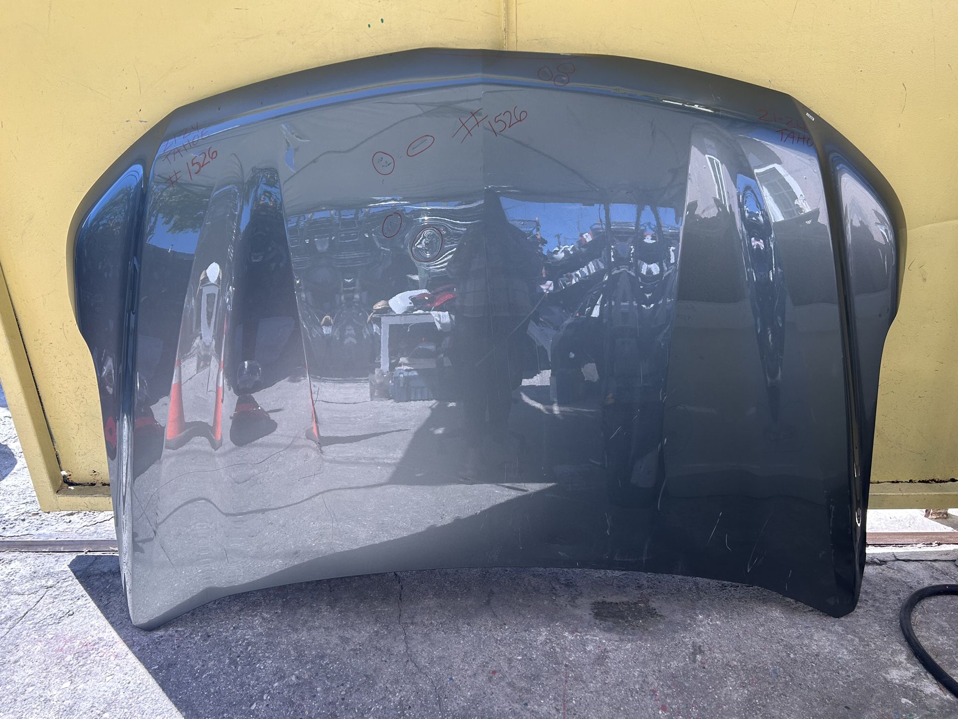 2021-2024 CHEVY TAHOE HOOD