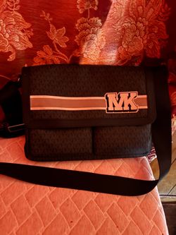 Michael Kors messenger bag