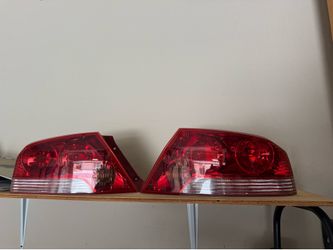Evo 7 tail lights