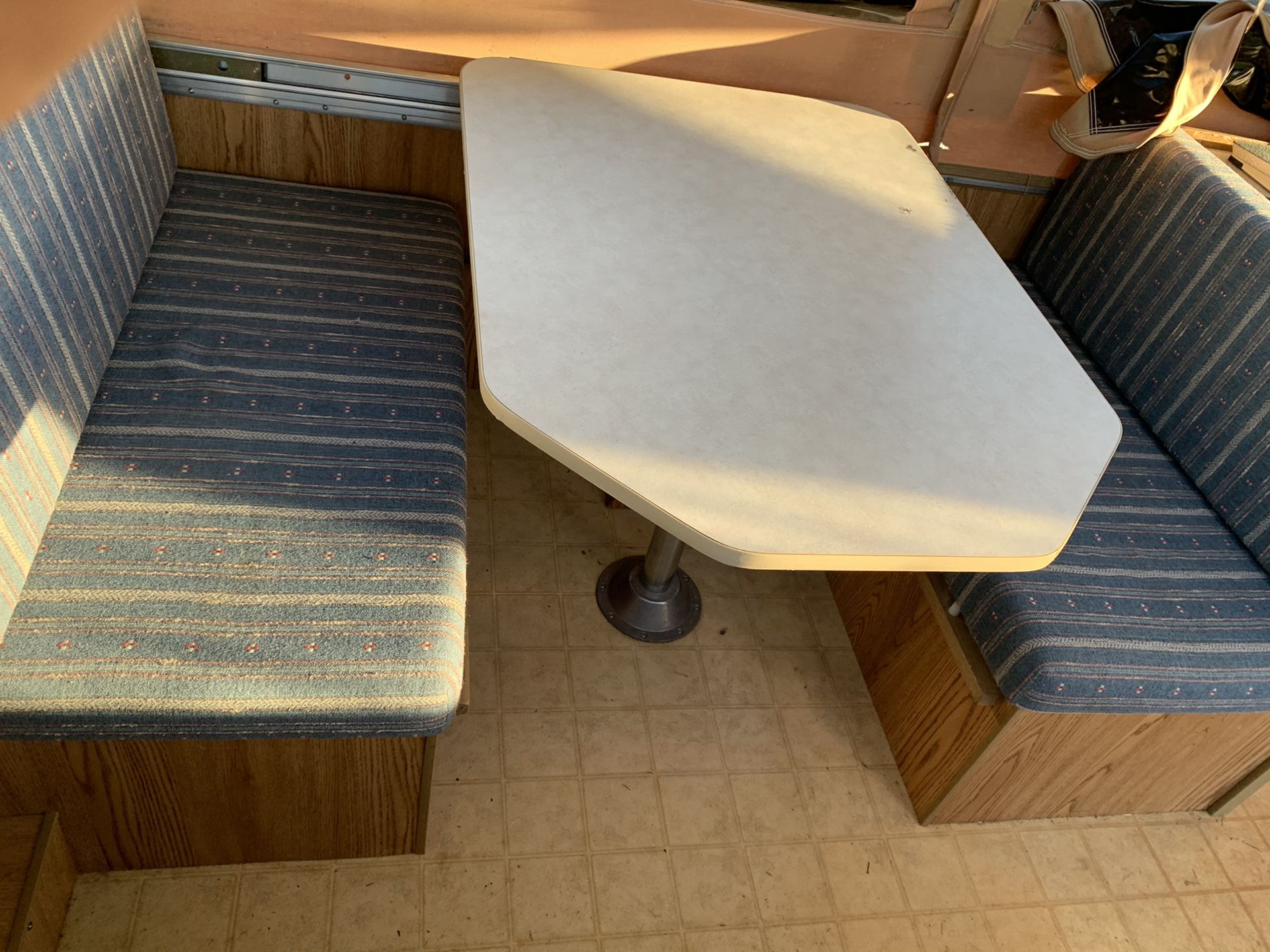 1990 Jayco 1006 Deluxe pop up camper for Sale in Mesa, AZ OfferUp