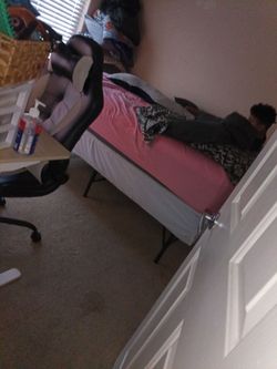 Queen bed
