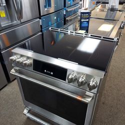 GE Café 30" Electric Slide-in Range