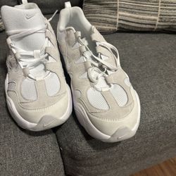 Nike Tech Hera Size 13