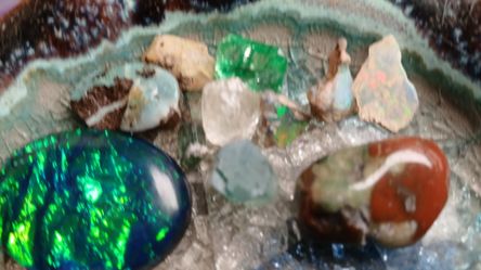 Rare Stones And Metorite 