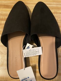 Black flats