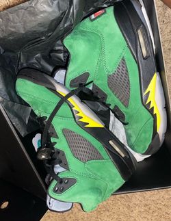 Jordan 5s Oregon Size 10.5