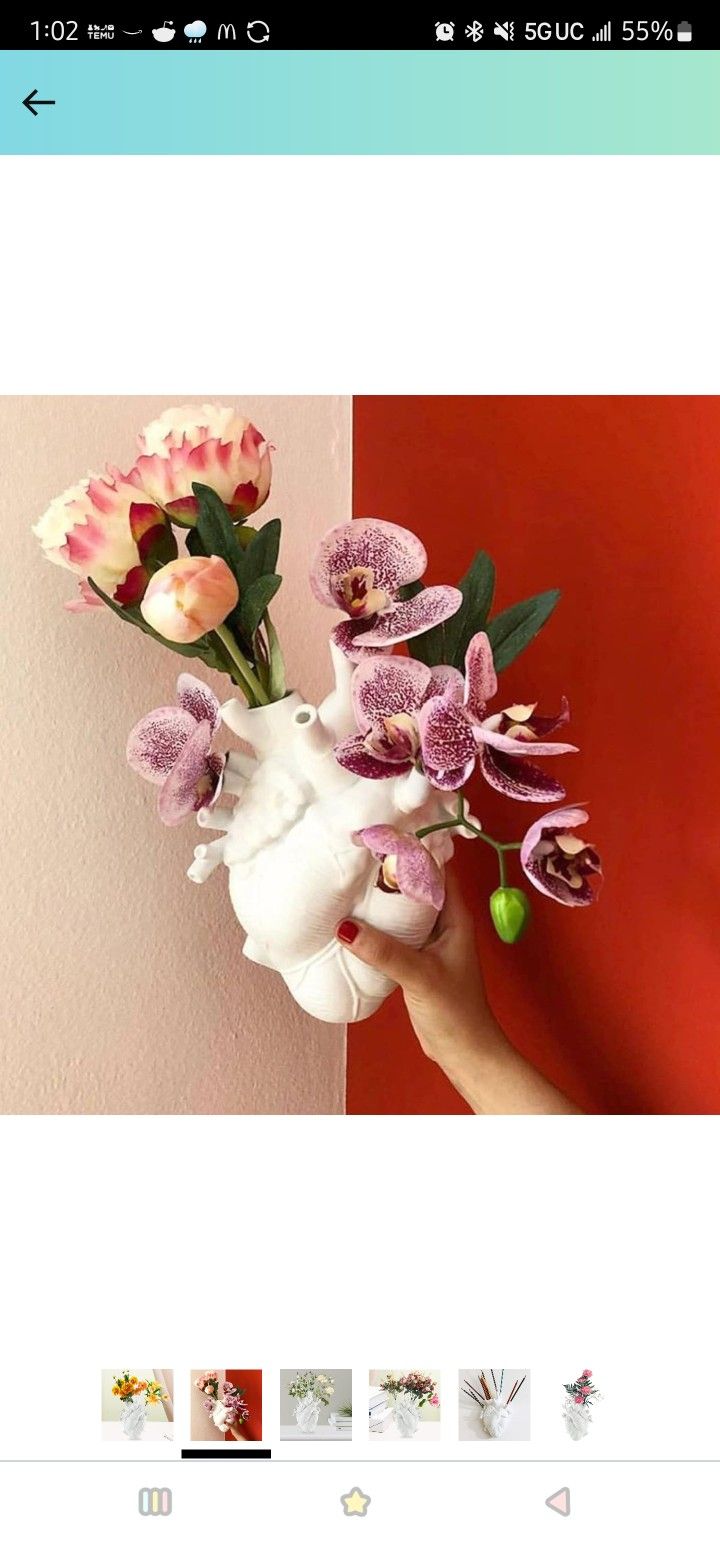 Anatomical Heart Vase