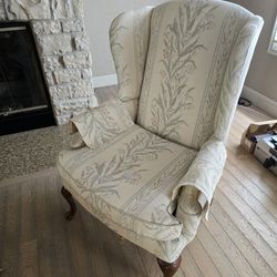Set Of 2 Wingback Chairs/Floral Design