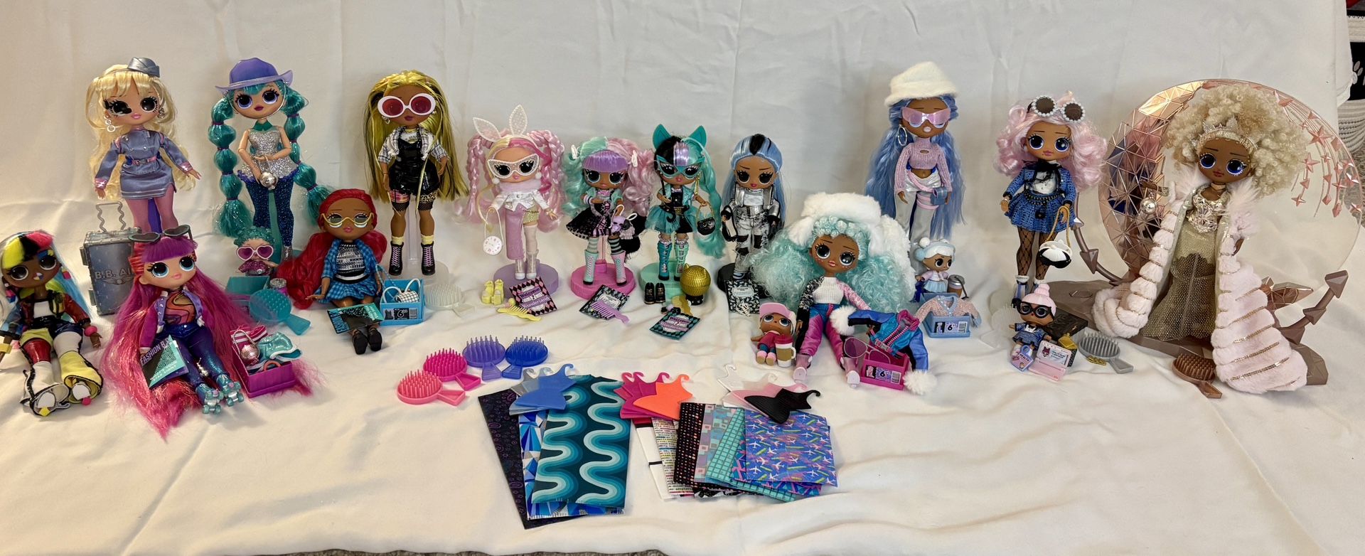 10 OMG Dolls, 4 Tweens, 4 LOL