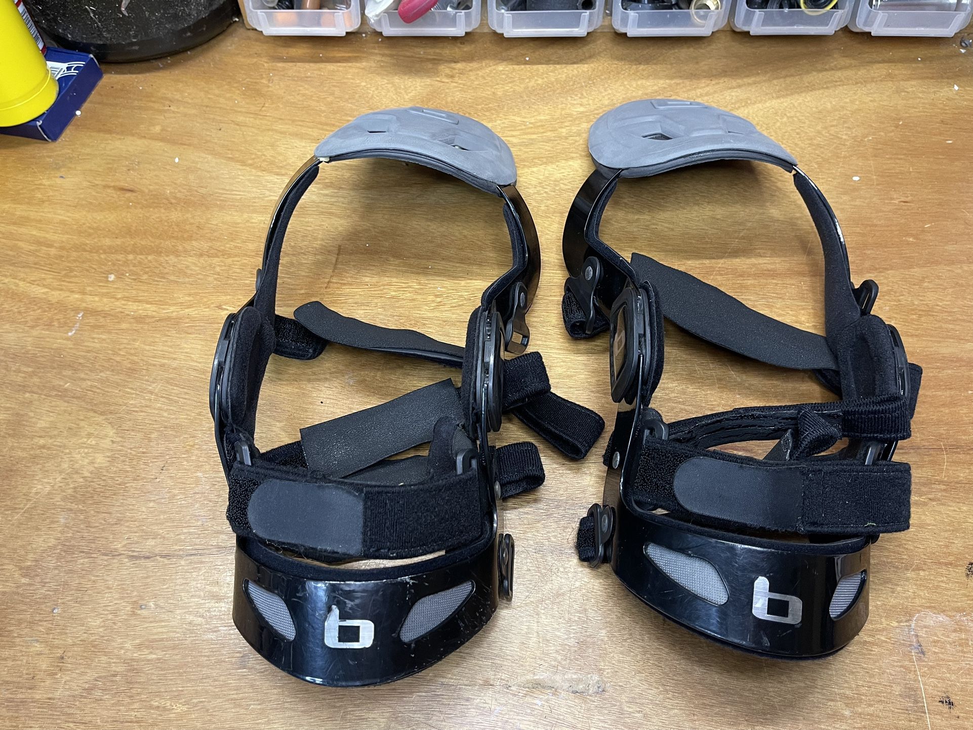 Knee Braces