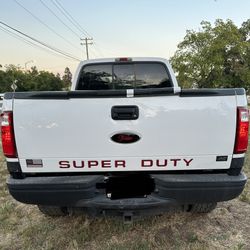 Ford-350 Diesel 6.0 Liters 4x4