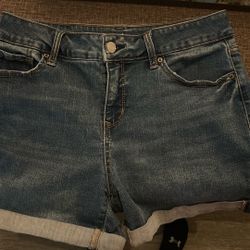 Mid Rise Denim Shorts Size 6