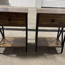 Set Of 2 Nightstands